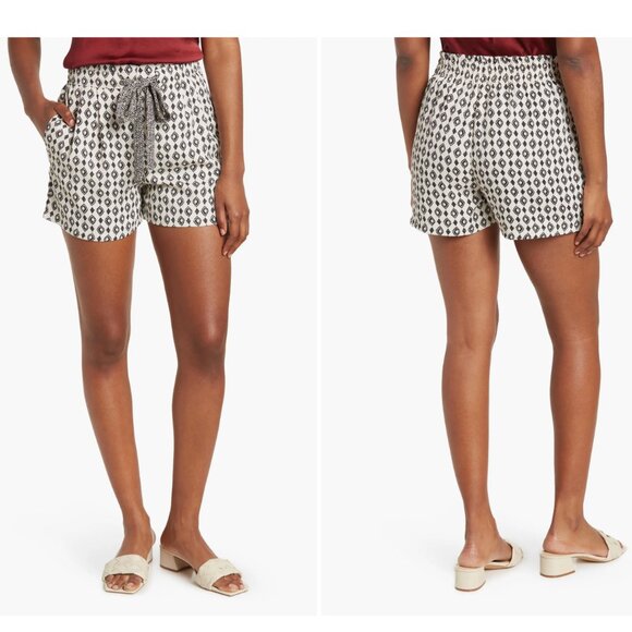 DR2 by Daniel Rainn || Tie Front Shorts - Picture 1 of 6
